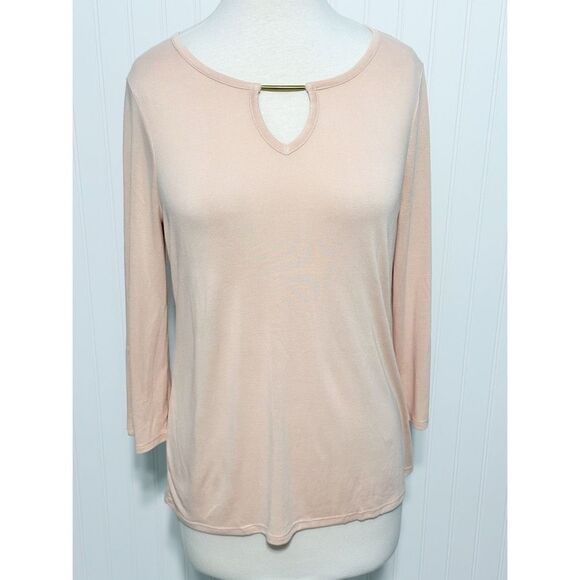Chico's Cut Out Gold Bar 3/4 Sleeve‎ Stretch Pullover Top Tea Pink Size 1 Medium - Picture 12 of 12